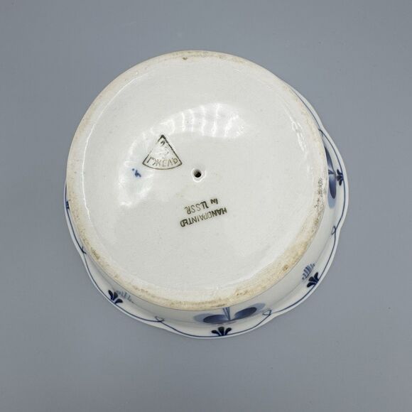 Vtg Gzhel Salad Fruit Bowl Hand Painted USSR Blue White Compote Footed Ceramic - Picture 5 of 10